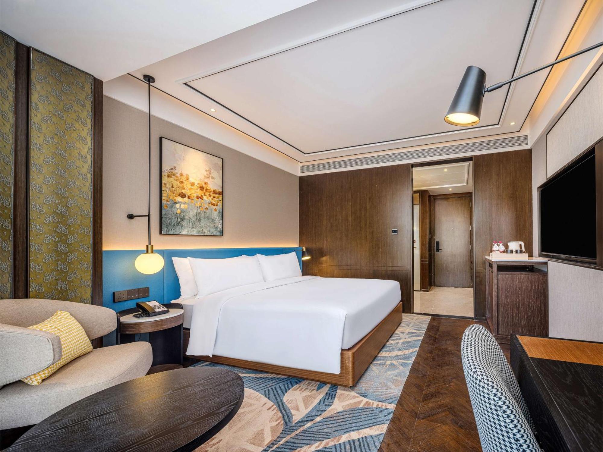 Hilton Garden Inn Beijing Guomao Экстерьер фото